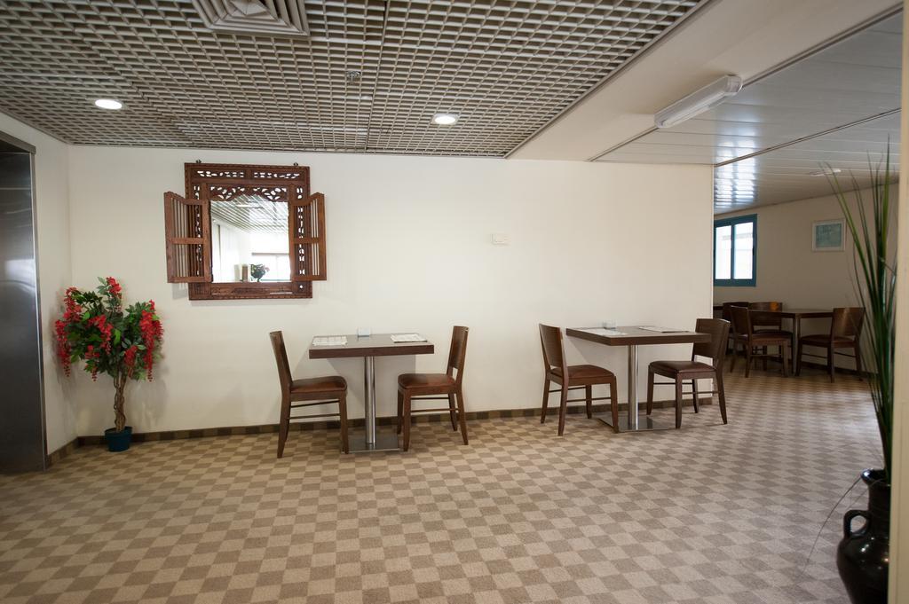 Apropo Hotel Рамат-Ган Экстерьер фото